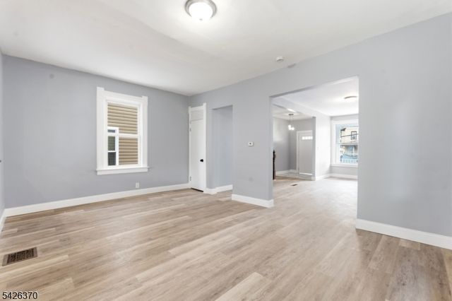 81 Westfield Ave, Elizabeth City, NJ 07208
