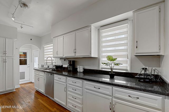 1104 MADELINE Drive, El Paso, TX 79902