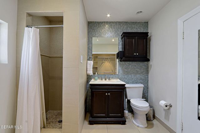 1104 MADELINE Drive, El Paso, TX 79902