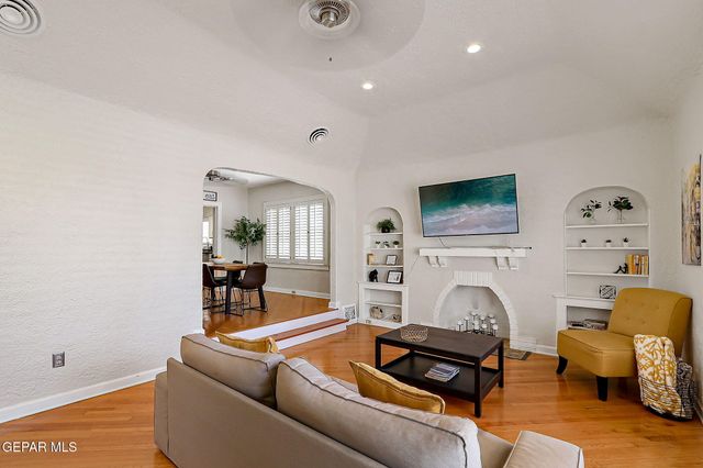 1104 MADELINE Drive, El Paso, TX 79902