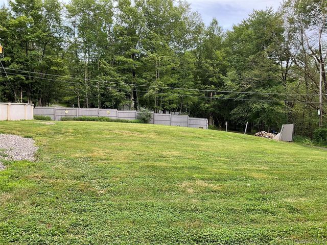 35 Mohawk Circle, Ferndale, NY 12734