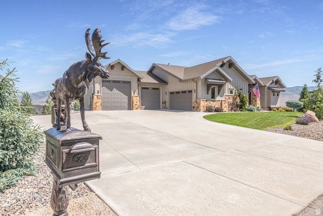 6226 E HAWKS LN, Huntsville, UT 84317