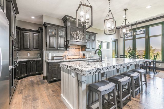 6226 E HAWKS LN, Huntsville, UT 84317