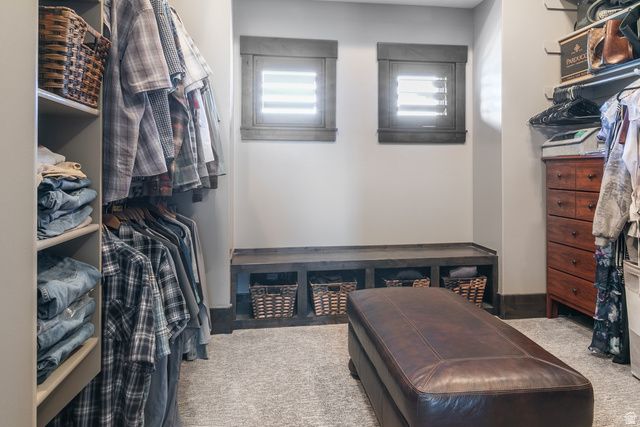 6226 E HAWKS LN, Huntsville, UT 84317
