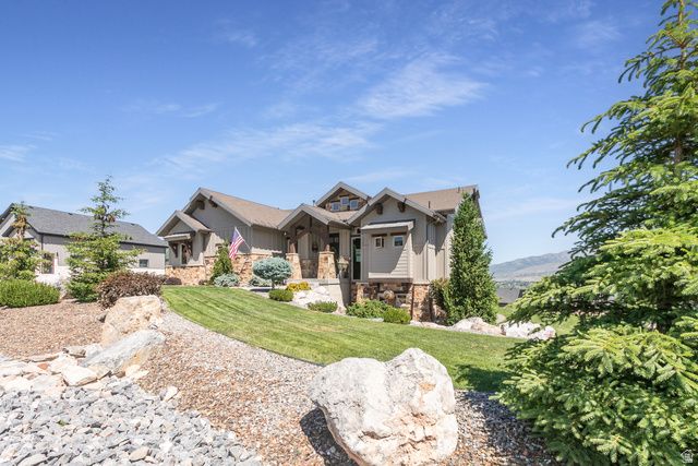 6226 E HAWKS LN, Huntsville, UT 84317