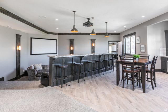 6226 E HAWKS LN, Huntsville, UT 84317