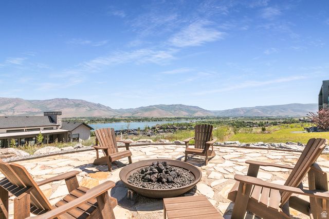 6226 E HAWKS LN, Huntsville, UT 84317