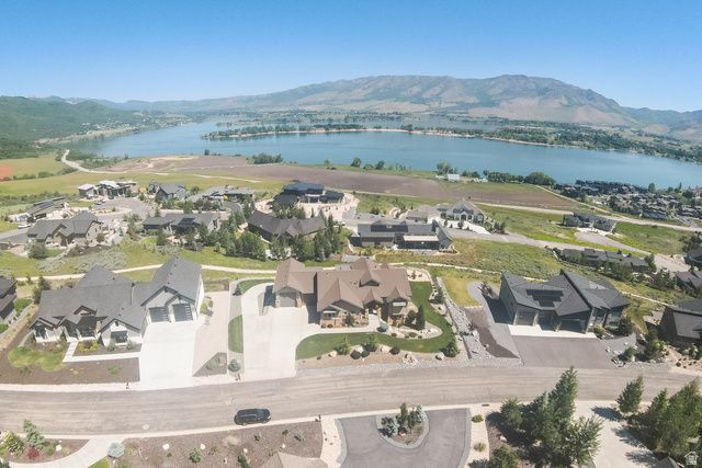 6226 E HAWKS LN, Huntsville, UT 84317