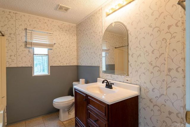 189 Wallace, Tumbling Shoals, AR 72581