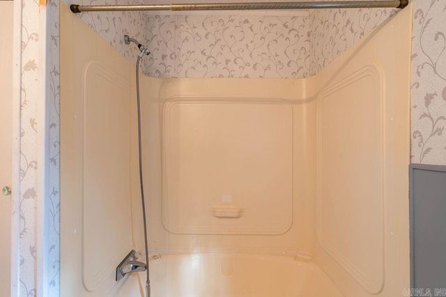 189 Wallace, Tumbling Shoals, AR 72581