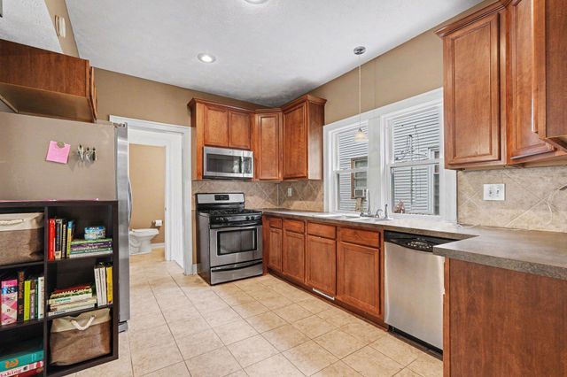 54 Lowell Avenue NE, Grand Rapids, MI 49503