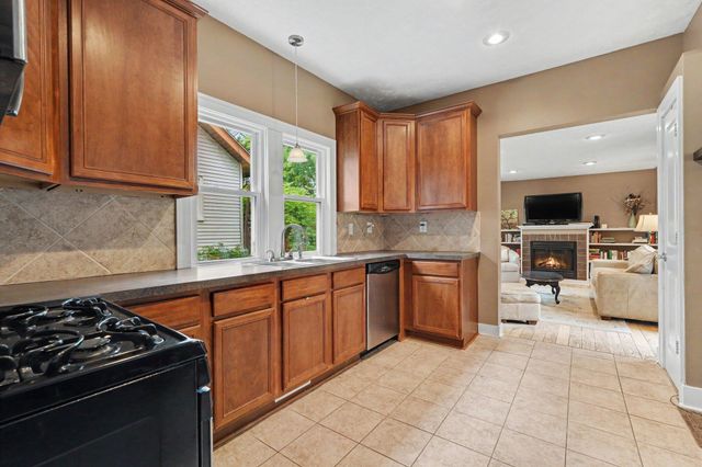 54 Lowell Avenue NE, Grand Rapids, MI 49503