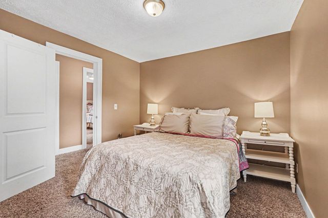 54 Lowell Avenue NE, Grand Rapids, MI 49503