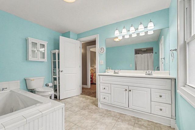 54 Lowell Avenue NE, Grand Rapids, MI 49503