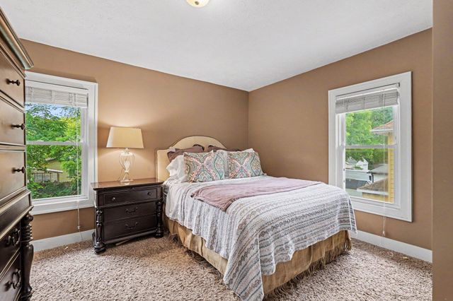 54 Lowell Avenue NE, Grand Rapids, MI 49503