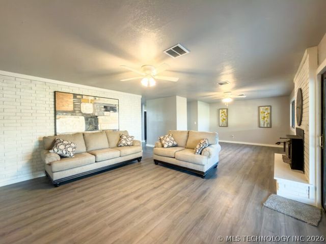 152 W Hereford Lane, Mcalester, OK 74501