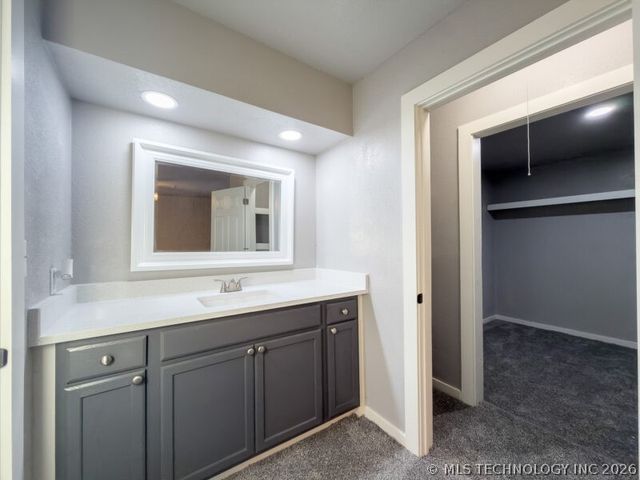 152 W Hereford Lane, Mcalester, OK 74501