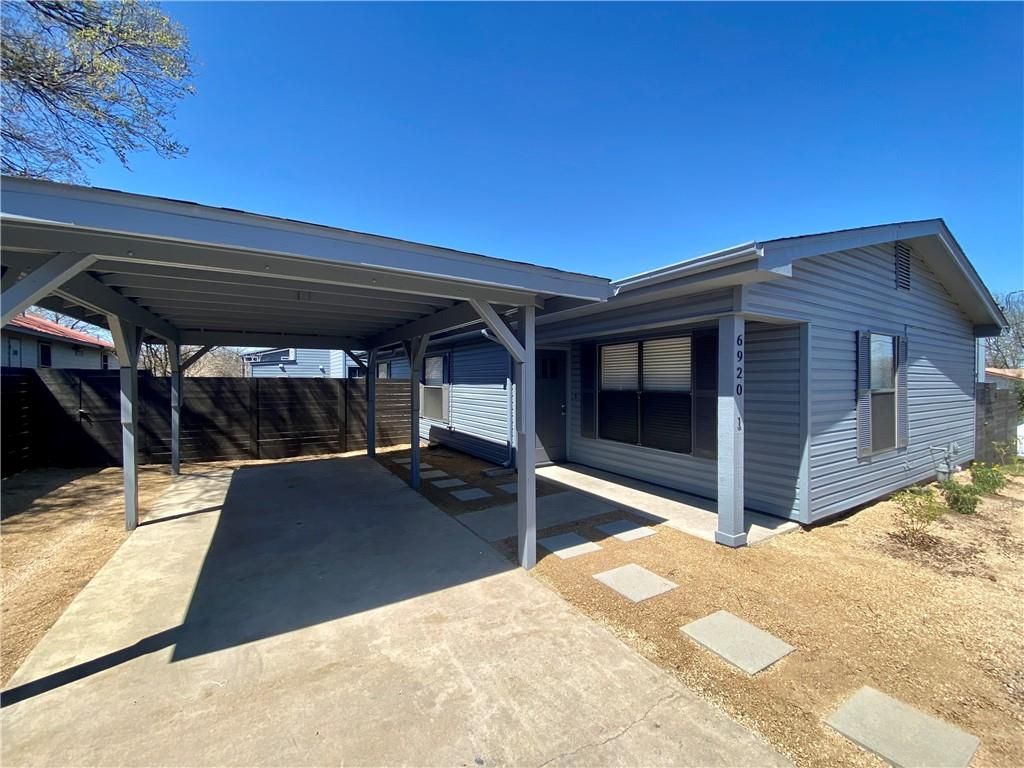 6920 Bethune Ave 1, Austin, TX 78752