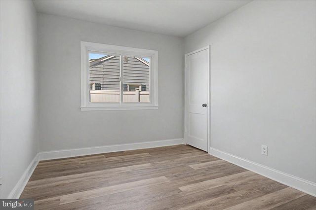 14 LYNBROOK RD, Wilmington, DE 19804