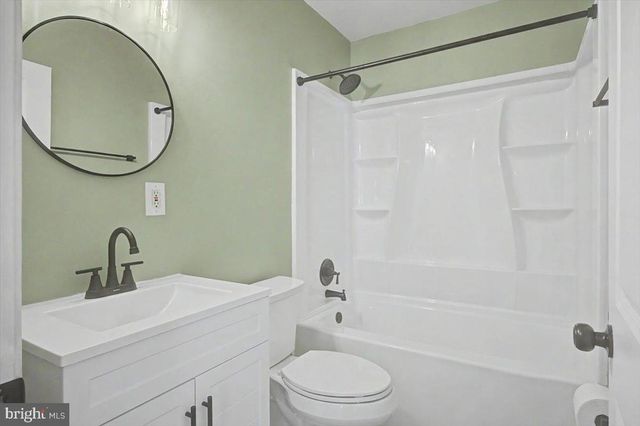 14 LYNBROOK RD, Wilmington, DE 19804