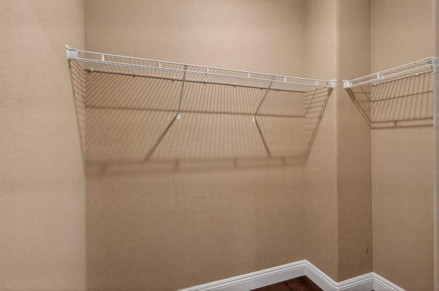 3241 Village Center Dr, Roseville, CA 95747