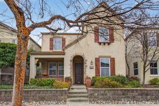 3241 Village Center Dr, Roseville, CA 95747