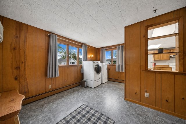 112 7th Avenue NW, Faribault, MN 55021
