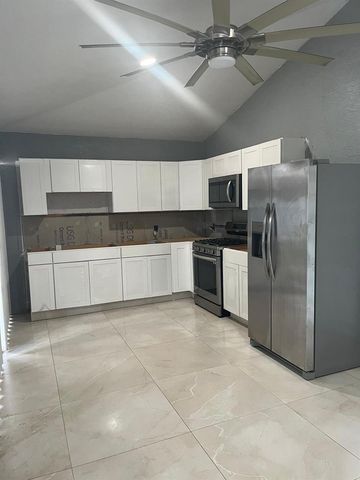 219 NW Biltmore Street, Port St. Lucie, FL 34983