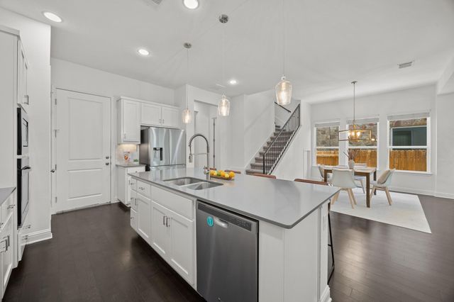 5305 Mandevilla DR, Austin, TX 78739