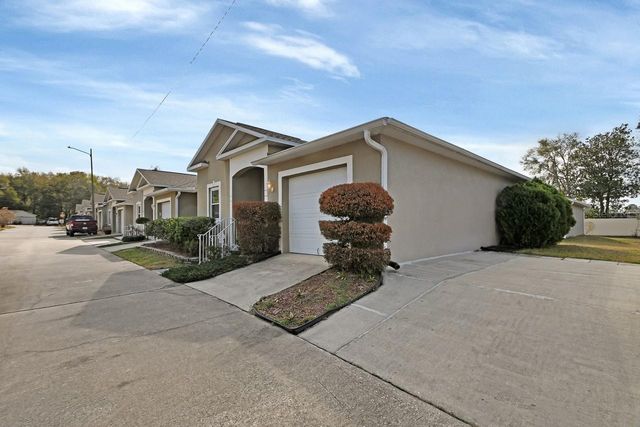 226 PINE BLUFF AVENUE 69, Deland, FL 32724