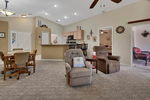 226 PINE BLUFF AVENUE 69, Deland, FL 32724