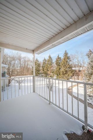 30 BELMONT STA, Southampton, PA 18966