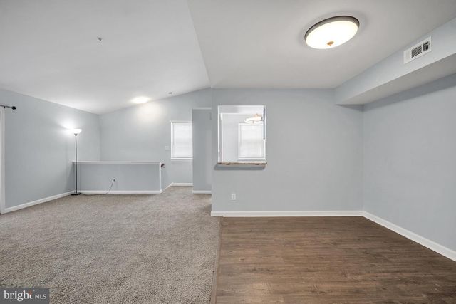 30 BELMONT STA, Southampton, PA 18966