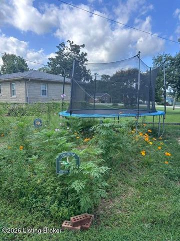 203 Galway Dr, Mt Washington, KY 40047