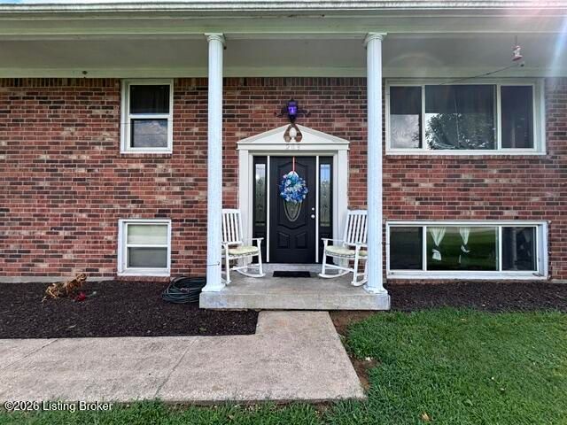 203 Galway Dr, Mt Washington, KY 40047