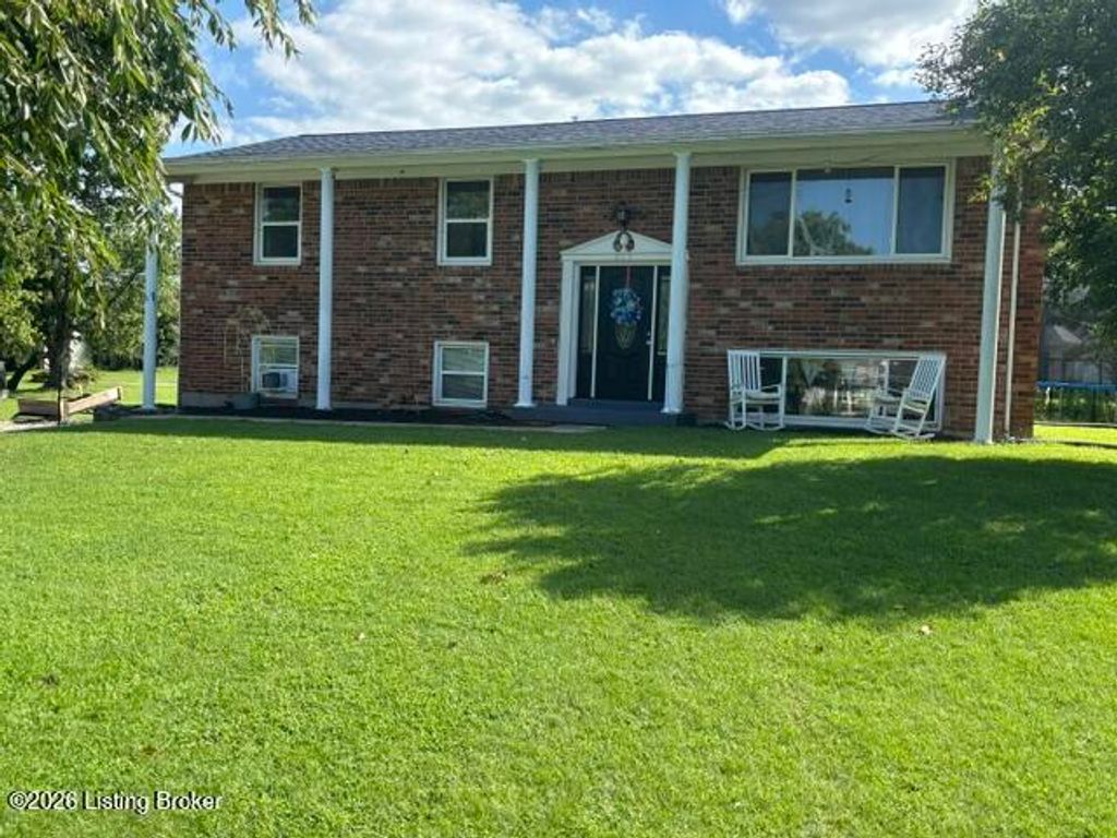 203 Galway Dr, Mt Washington, KY 40047