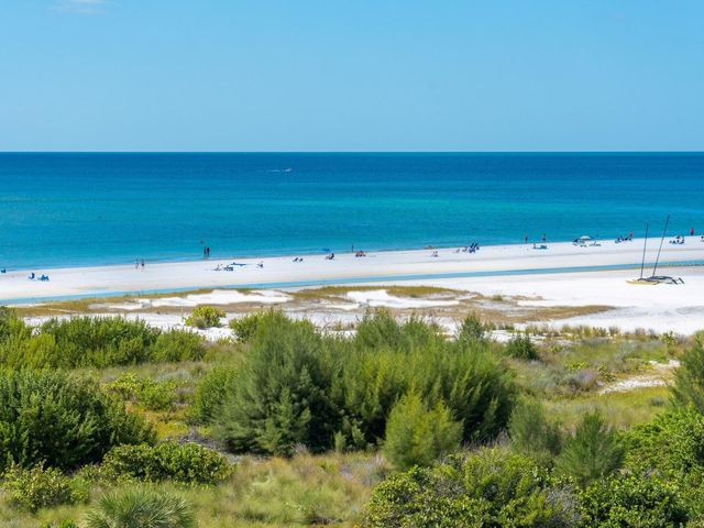 5400 OCEAN BOULEVARD 5-3, Sarasota, FL 34242