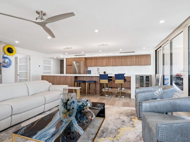 5400 OCEAN BOULEVARD 5-3, Sarasota, FL 34242