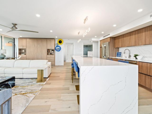5400 OCEAN BOULEVARD 5-3, Sarasota, FL 34242