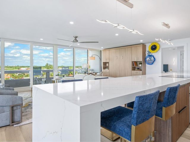 5400 OCEAN BOULEVARD 5-3, Sarasota, FL 34242