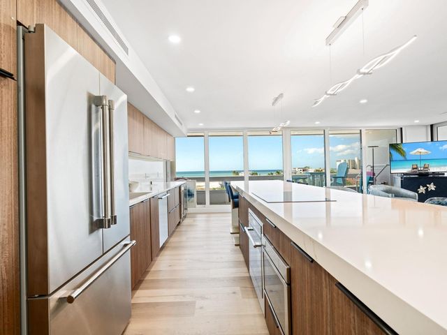 5400 OCEAN BOULEVARD 5-3, Sarasota, FL 34242
