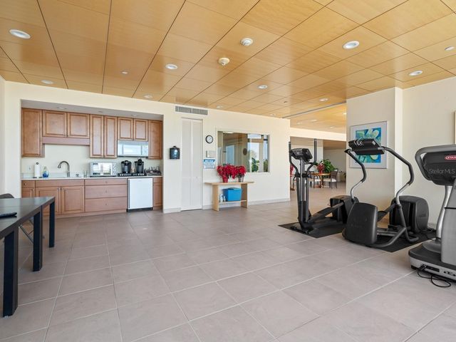 5400 OCEAN BOULEVARD 5-3, Sarasota, FL 34242