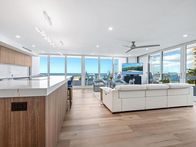 5400 OCEAN BOULEVARD 5-3, Sarasota, FL 34242