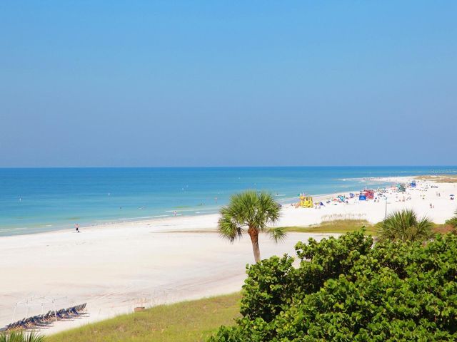 5400 OCEAN BOULEVARD 5-3, Sarasota, FL 34242