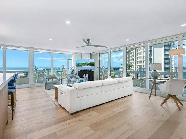 5400 OCEAN BOULEVARD 5-3, Sarasota, FL 34242