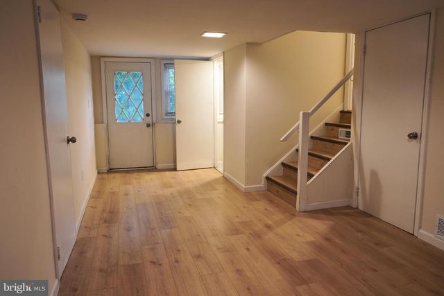 7 WINDSOR PL, Mount Holly, NJ 08060