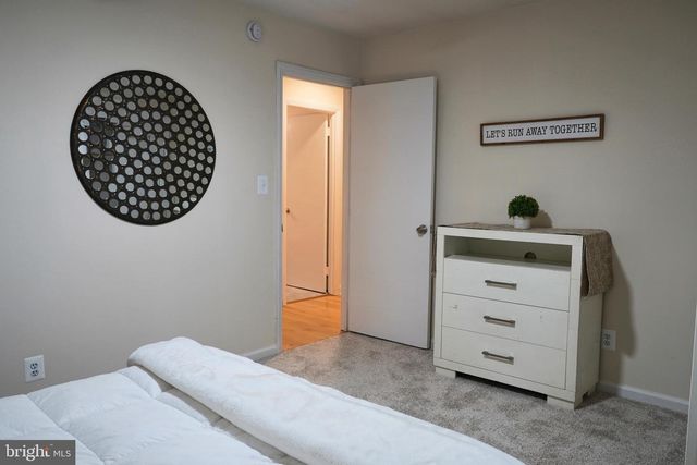 7 WINDSOR PL, Mount Holly, NJ 08060