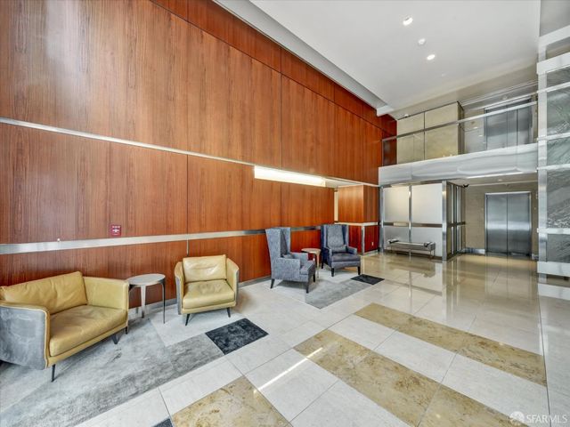 400 Beale Street 1702, San Francisco, CA 94105