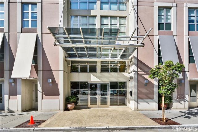 400 Beale Street 1702, San Francisco, CA 94105