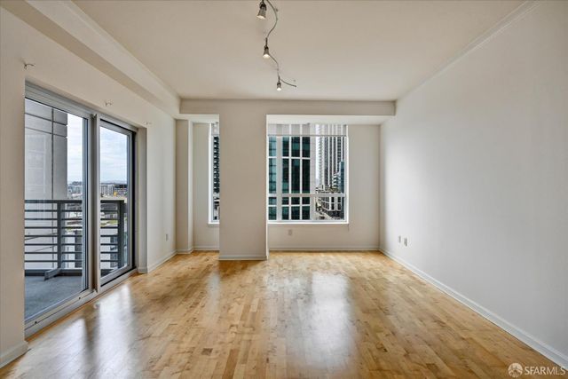 400 Beale Street 1702, San Francisco, CA 94105
